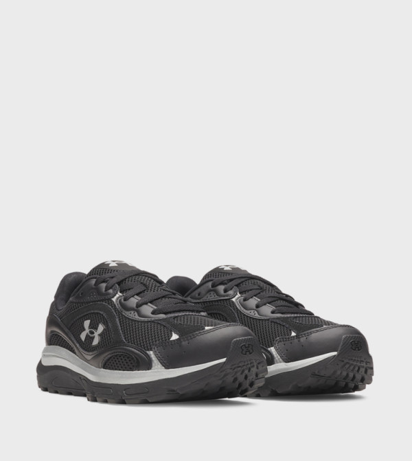 Under Armour Under Armour - Black Low Top