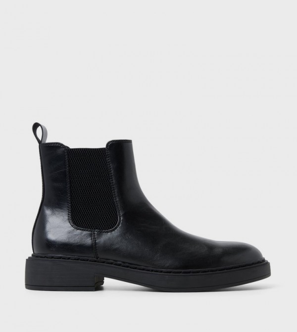 Call it Spring  Boots - Black Chelsea Boots