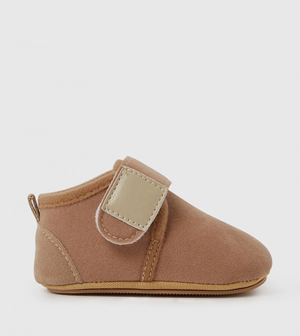 BABIES & MORE  Booties - Brown Booties