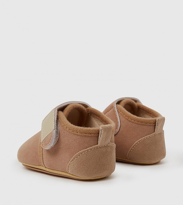 BABIES & MORE  Booties - Brown Booties