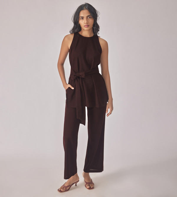 ذا ليبل لايف&nbsp; ذا ليبل لايف - بني  توبات  وبلايز