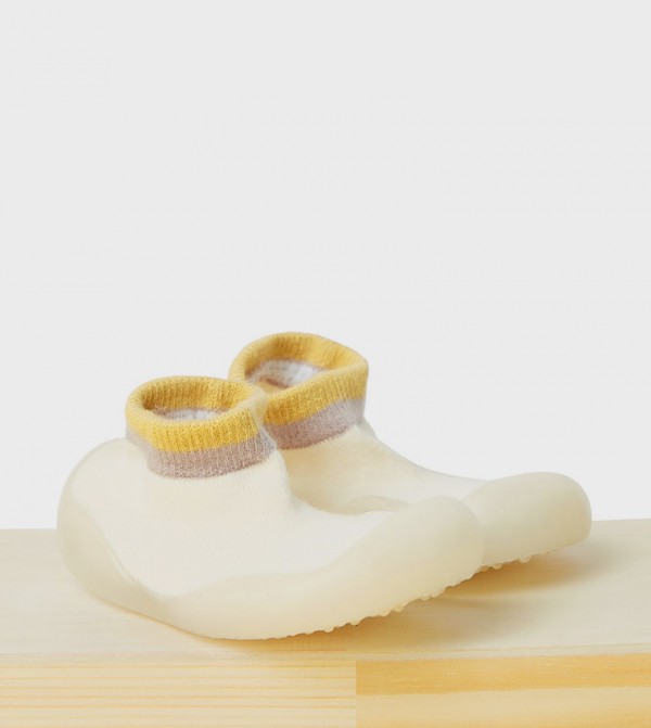 BABIES & MORE  Booties - Cream Booties