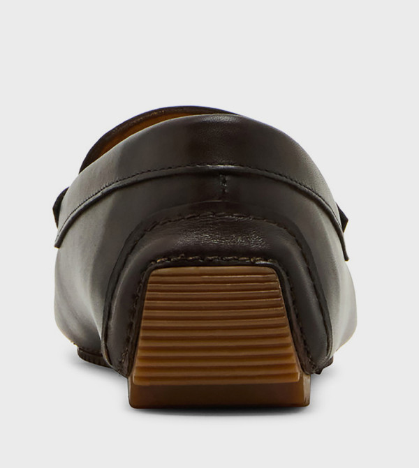 Steve Madden  Loafers & Moccasins - Brown undefined