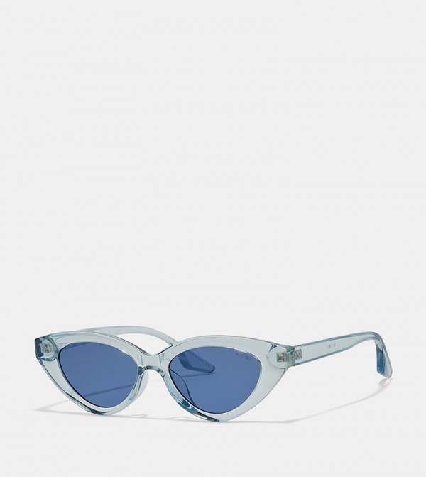 بلاك أوت بلاك أوت - أزرق كات آي