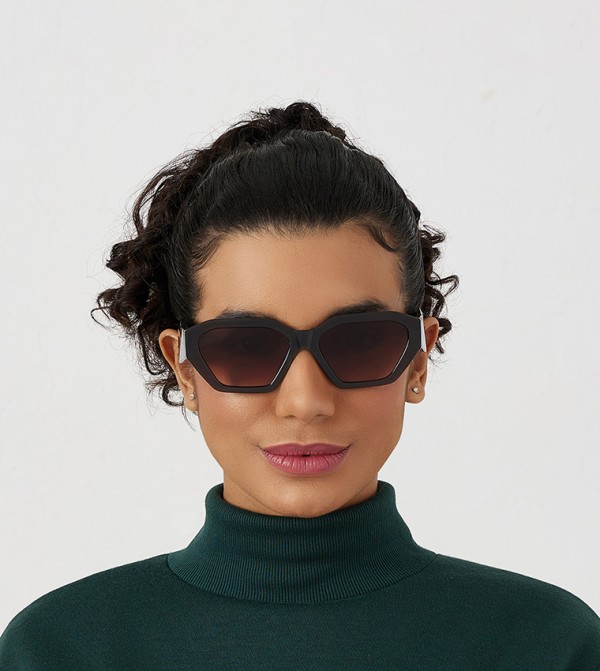 بلاك أوت بلاك أوت - بني  Round Sunglasses