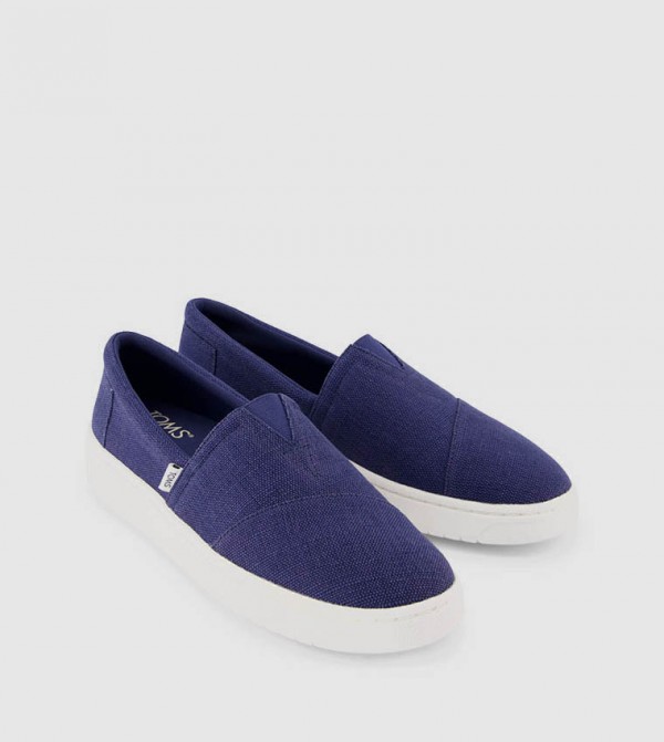 تومز  - أزرق Casual Slip-ons