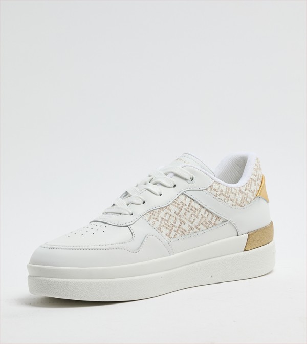 تومي هيلفيغر أحذية سنيكرز - أبيض أحذية برقبة منخفضة