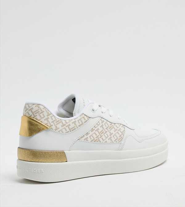 تومي هيلفيغر أحذية سنيكرز - أبيض أحذية برقبة منخفضة