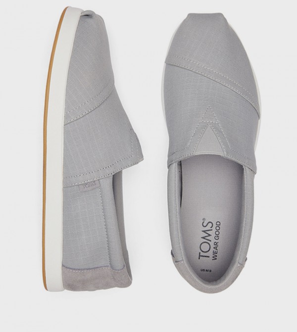 تومز  - رمادي Casual Slip on