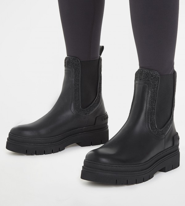 تومي هيلفيغر  - أسود Ankle length Boots