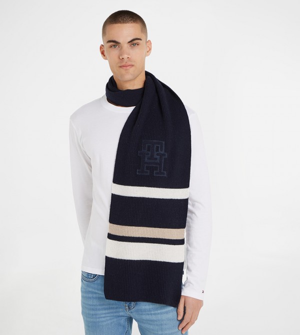 Tommy Hilfiger  Scarves - Navy Woollen Scarves