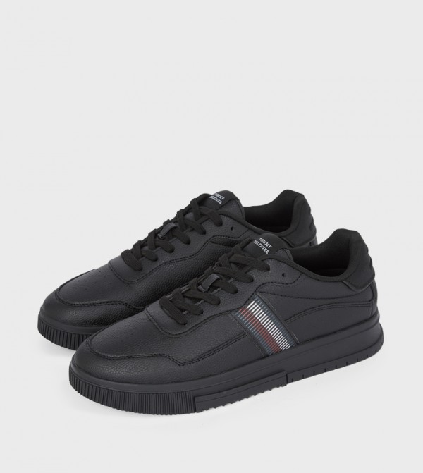 Tommy Hilfiger  Sneakers - Black Low Top