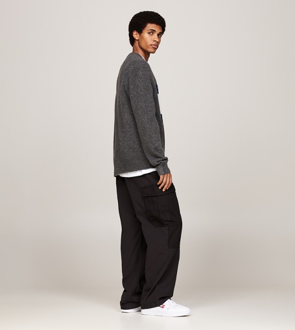 تومي جينز  سترات و كارديغانات  - رمادي Sweaters