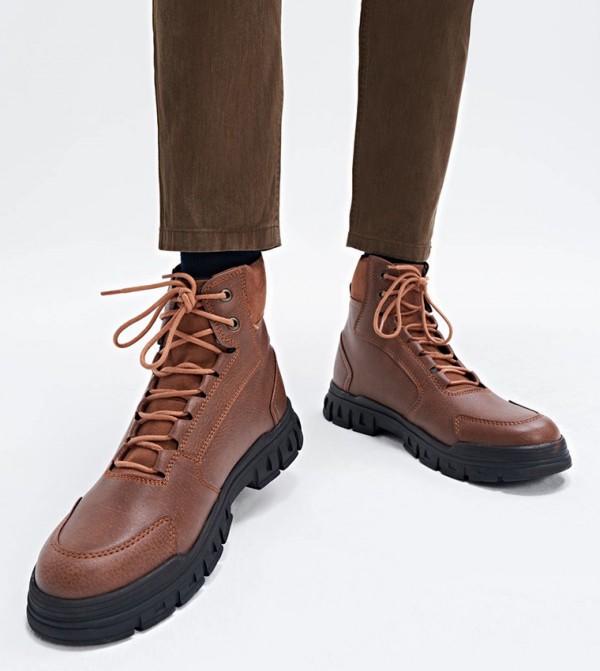 يايا باي هوتيش - اوتليت - بني Lace up Boots