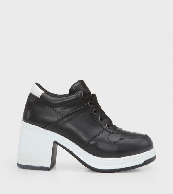 يايا باي هوتيش - اوتليت - أسود أحذية بكعب