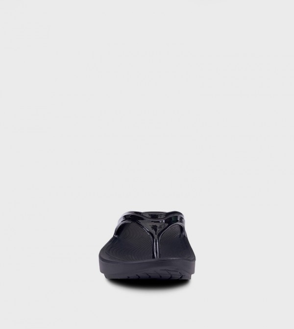 OOFOS  - Black Flip-Flops