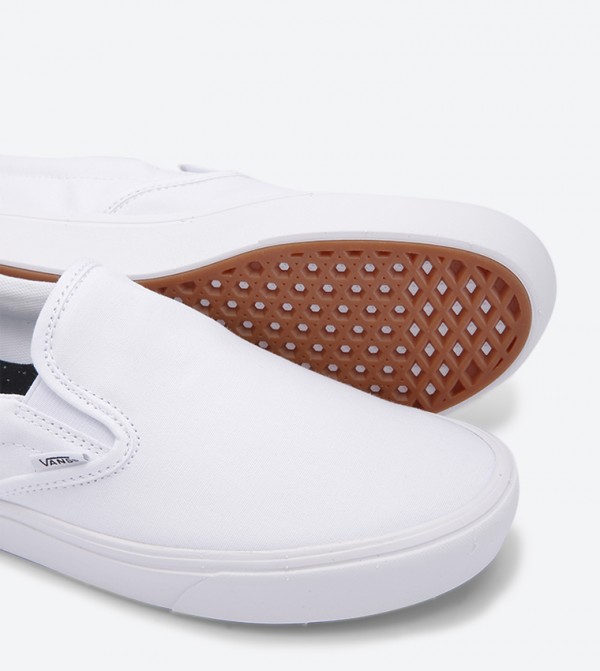 Vans Vans - White Slip-ons