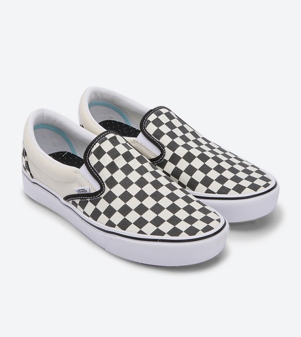 Vans Vans - Black Slip-ons