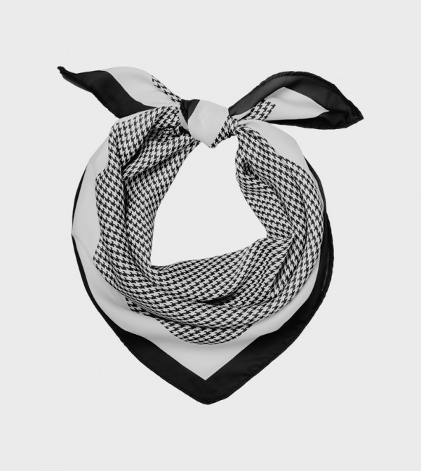 Vero Moda VERO MODA - Black Knitted Scarves