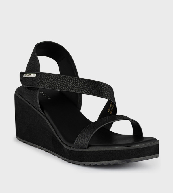 فينتشي فينتشي - أسود أحذية كعب سميك