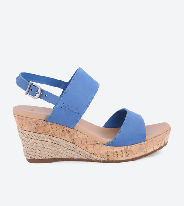 يو جي جي يو جي جي  - أزرق أحذية كعب سميك