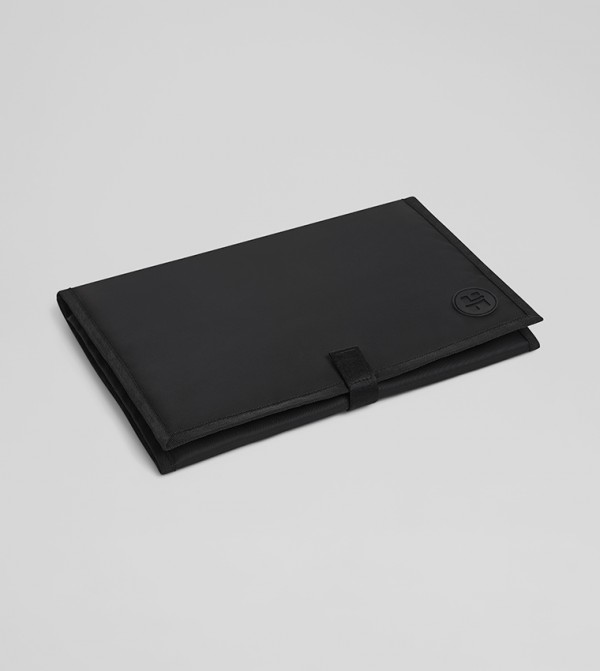Huggies Huggies - Black Travel Accessories