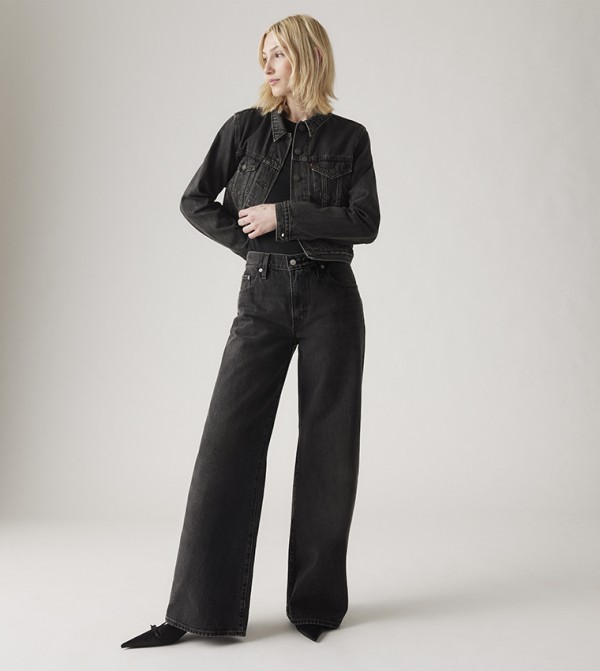 Levi's  HourglassBodyType - Black Wide Leg Jeans