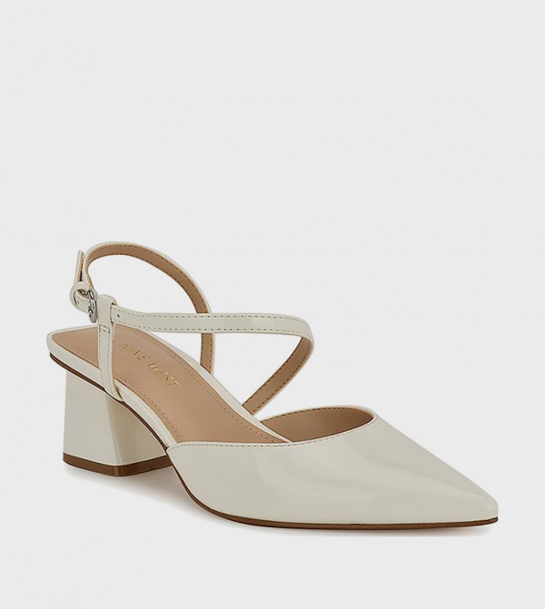 Nine West Nine West - White Pumps