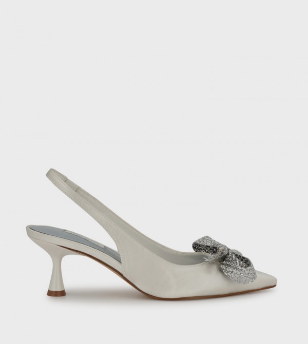 Nine West Nine West - White Pumps