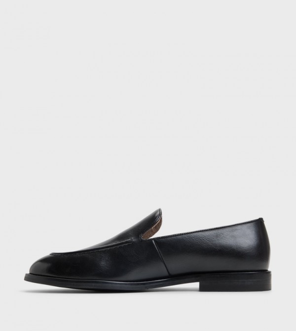 Call it Spring  Loafers & Moccasins - Black undefined