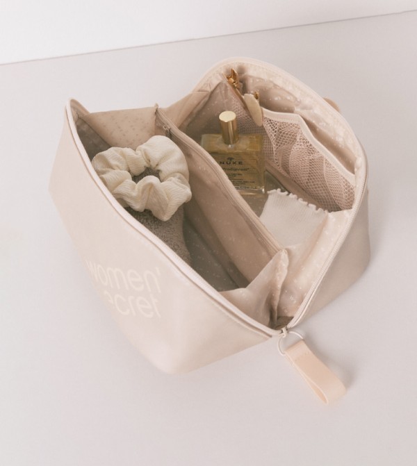 ويمينز سيكريت ويمينز سيكريت - أوف وايت منظمو مستحضرات التجميل