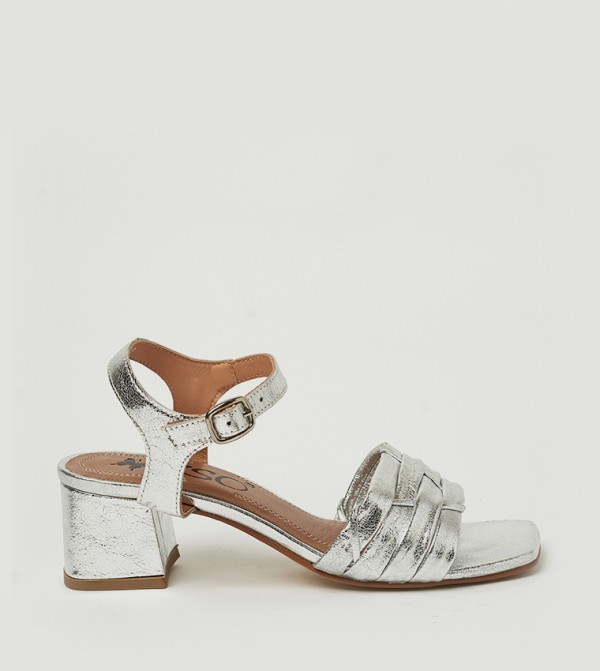 Y.SO  - Silver Heels