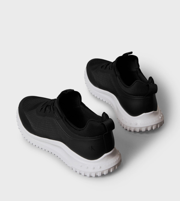 كالفين كلاين كالفين كلاين - أسود أحذية برقبة منخفضة 