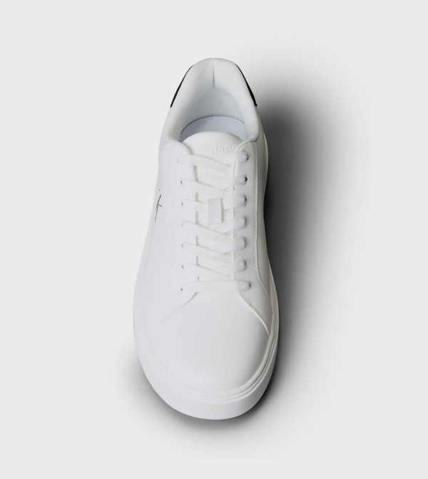 كالفين كلاين كالفين كلاين - أبيض أحذية برقبة منخفضة 