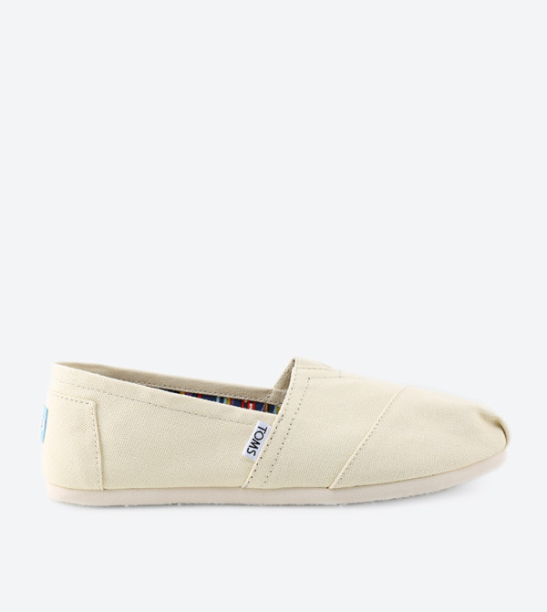 nude toms