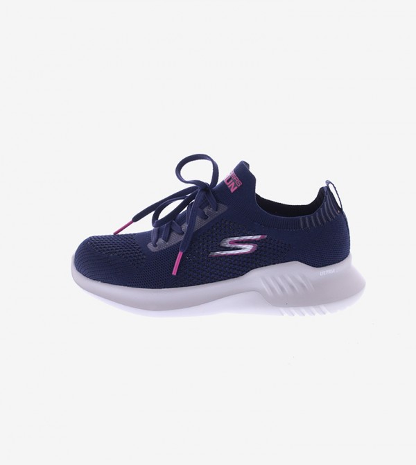 toe running shoes