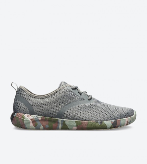 croc tennis shoes grey camo