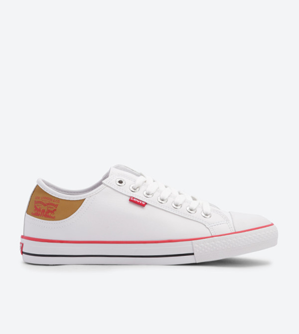 white levi's canvas shoes