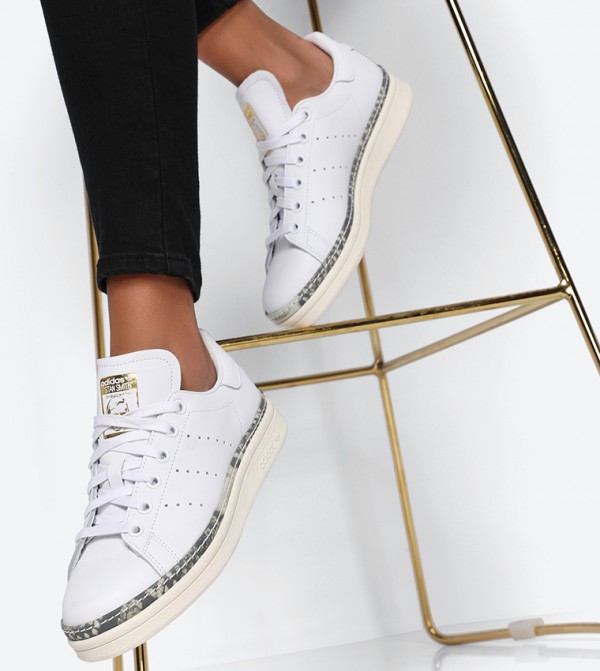 stan smith off white sole