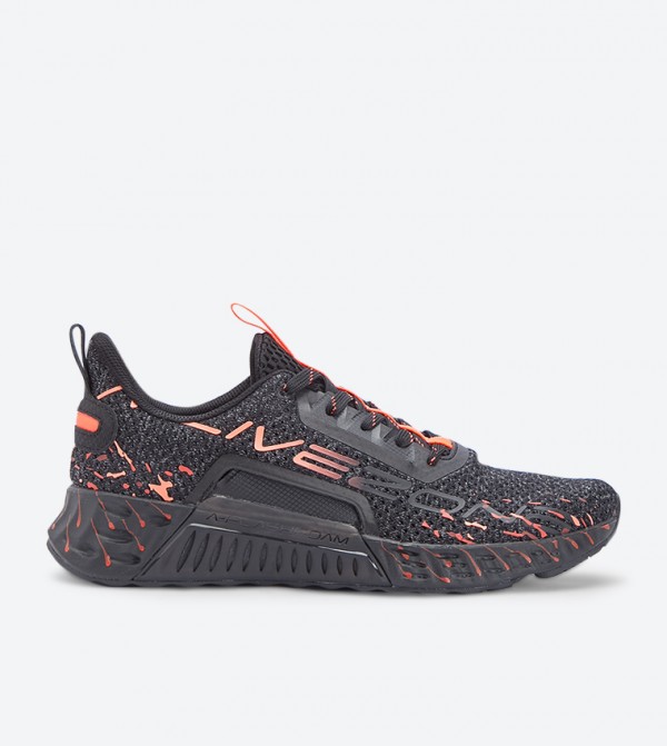 anta cross training shoes