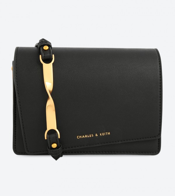 asymmetric front flap bag