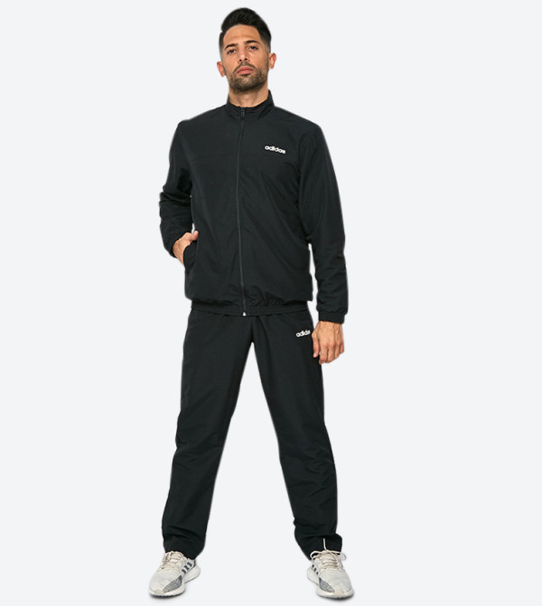 closure tracksuit