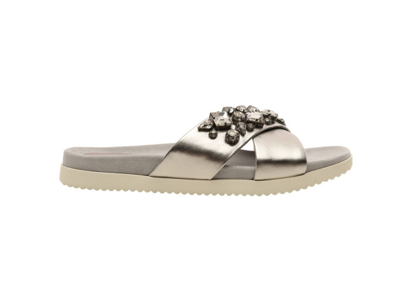 easy spirit silver flats