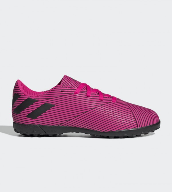 football shoes pink