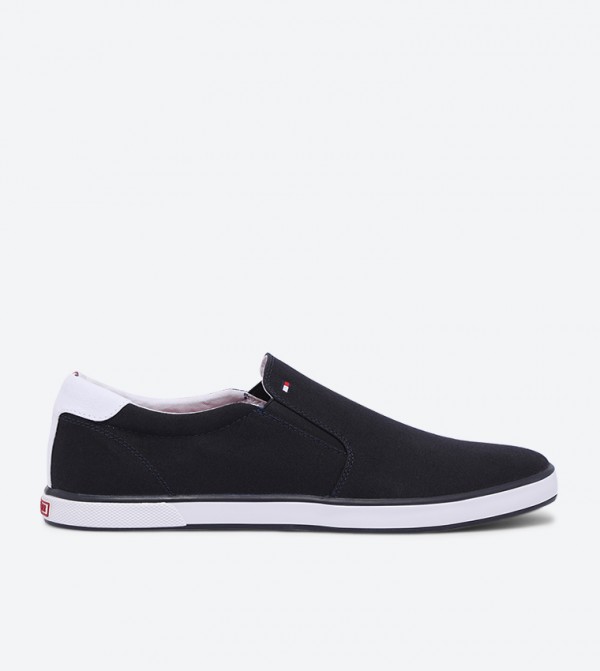 tommy hilfiger iconic slip on sneaker