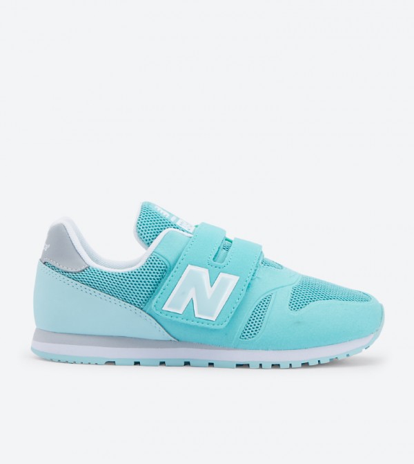 new balance sneakers with velcro straps