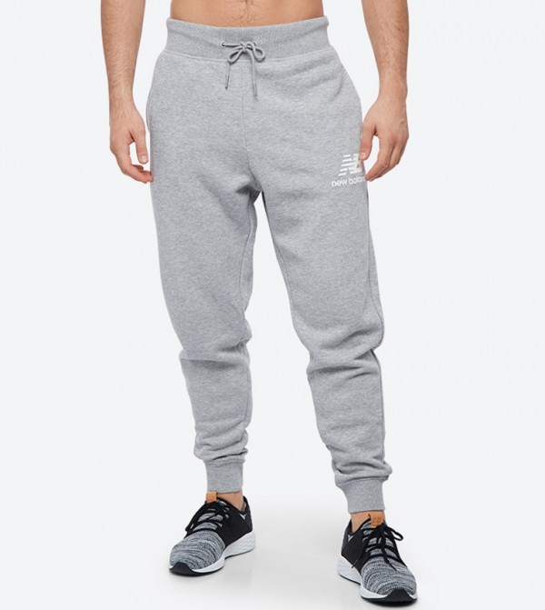 new balance essential joggers