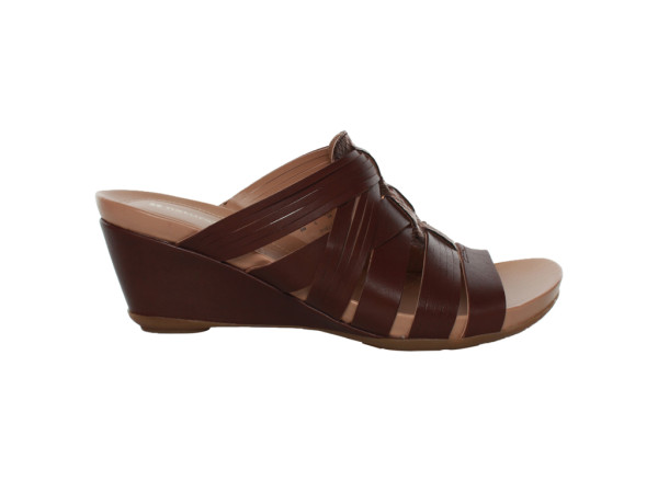 naturalizer shelby sandal