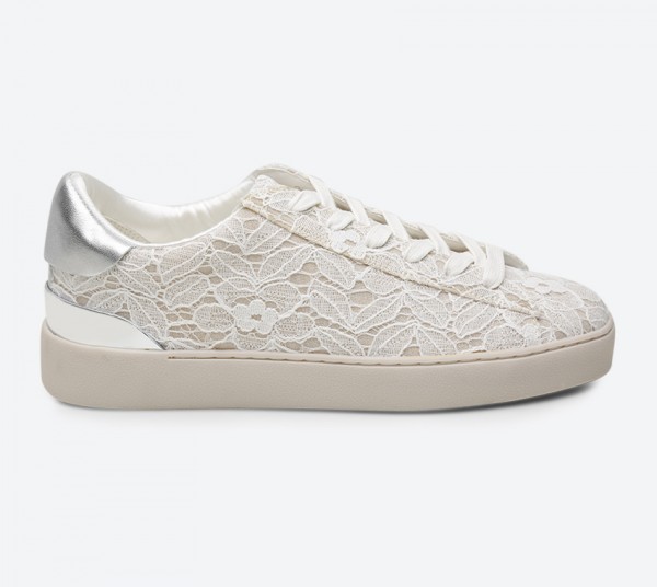 nine west trainers