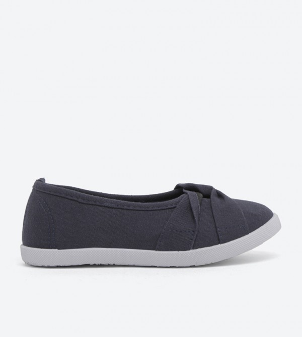 navy blue canvas shoes